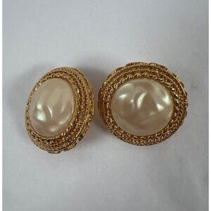 Jewelry VTG 80s Sarah Coventry 80s Statement Faux Pearl Gold Tone Stud Earrings